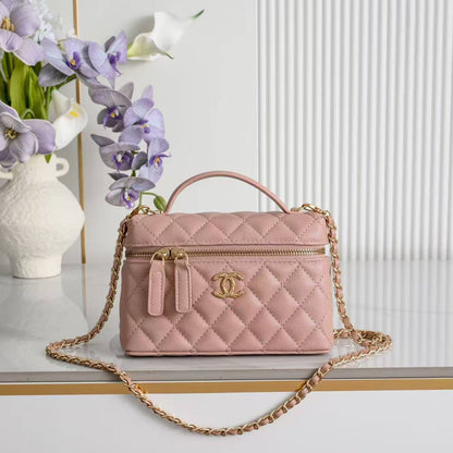 Chanel
withbox 
100 dhs🇦🇪🇦🇪

Zain143
♥️♥️♥️
