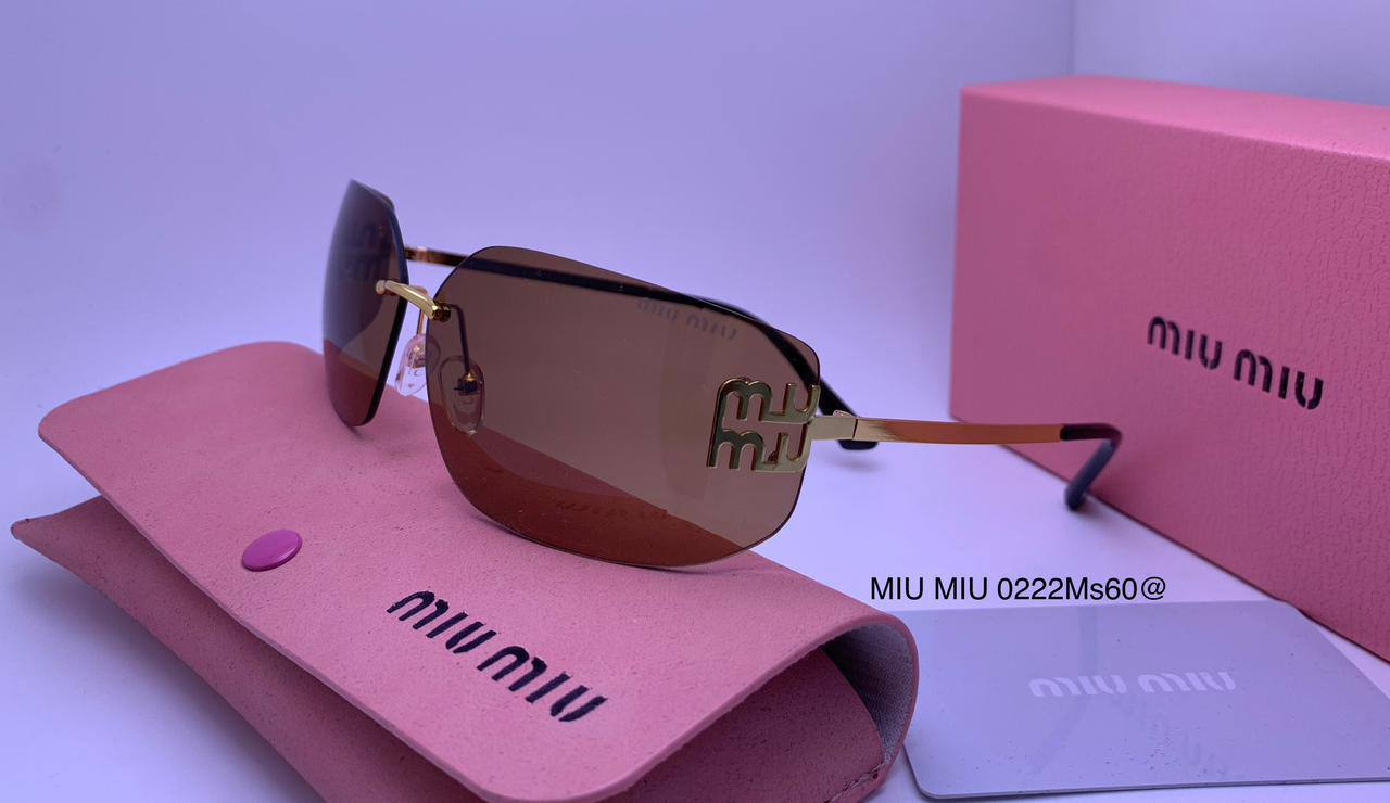 Miu Miu
70 dhs✅

Zain126
♥️♥️♥️