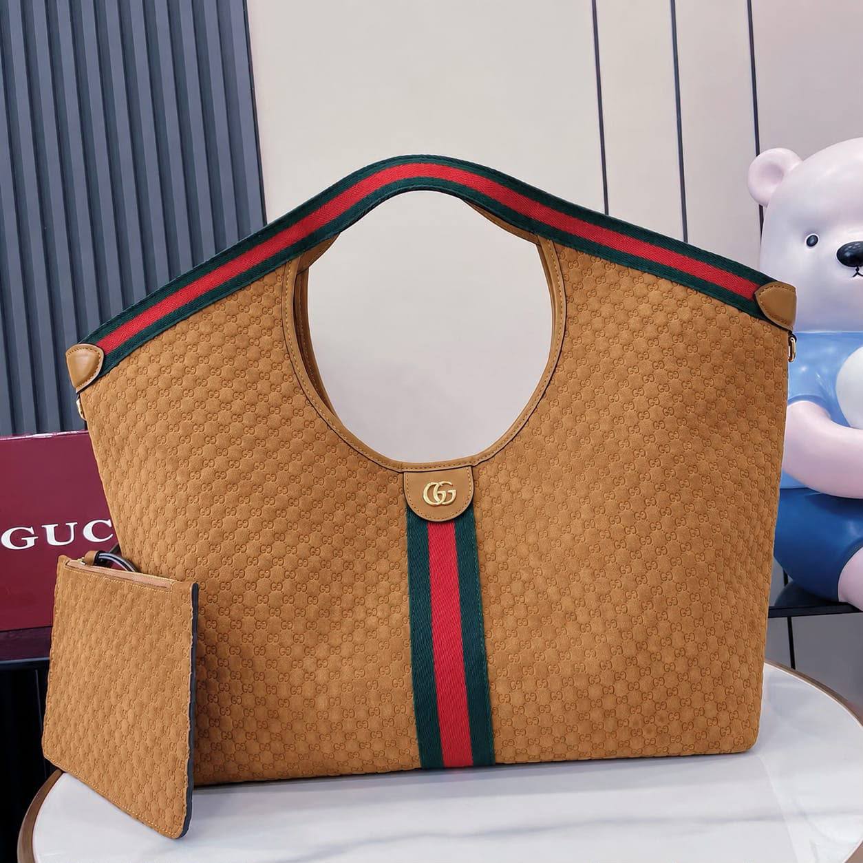 GUCCI 
COPY ONE 
250 dhs💛

Zain39
♥️♥️♥️