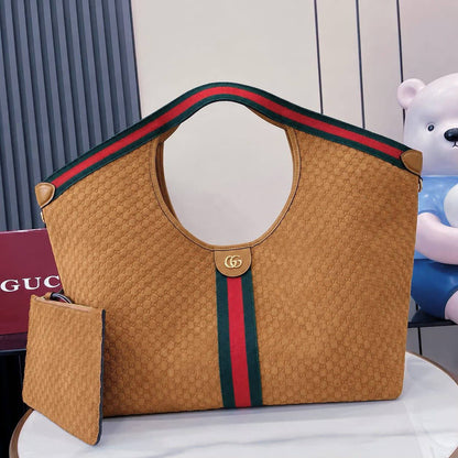 GUCCI 
COPY ONE 
250 dhs💛

Zain39
♥️♥️♥️