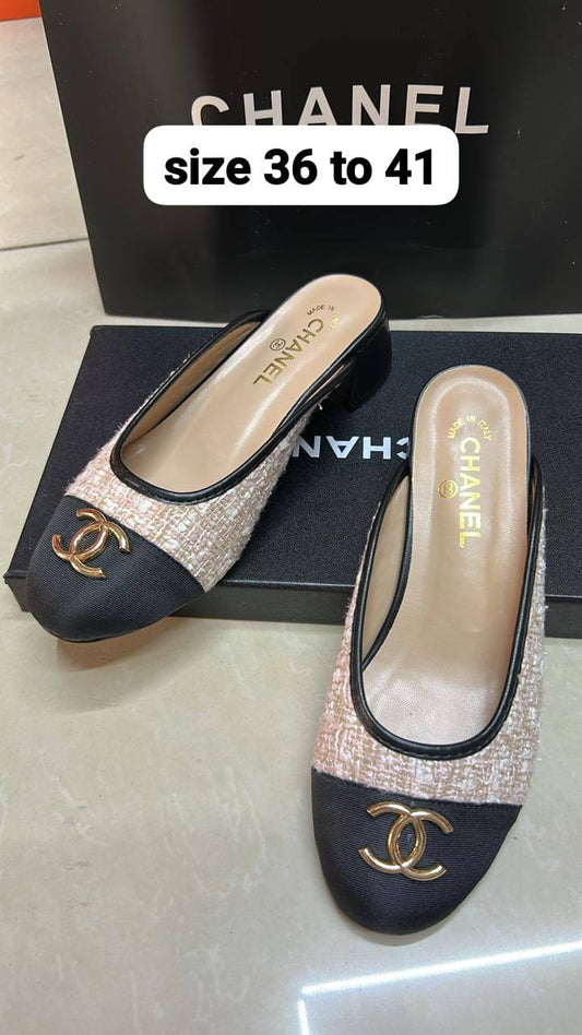 Chanel 

110 dhs❣️

Zain146
♥️♥️♥️