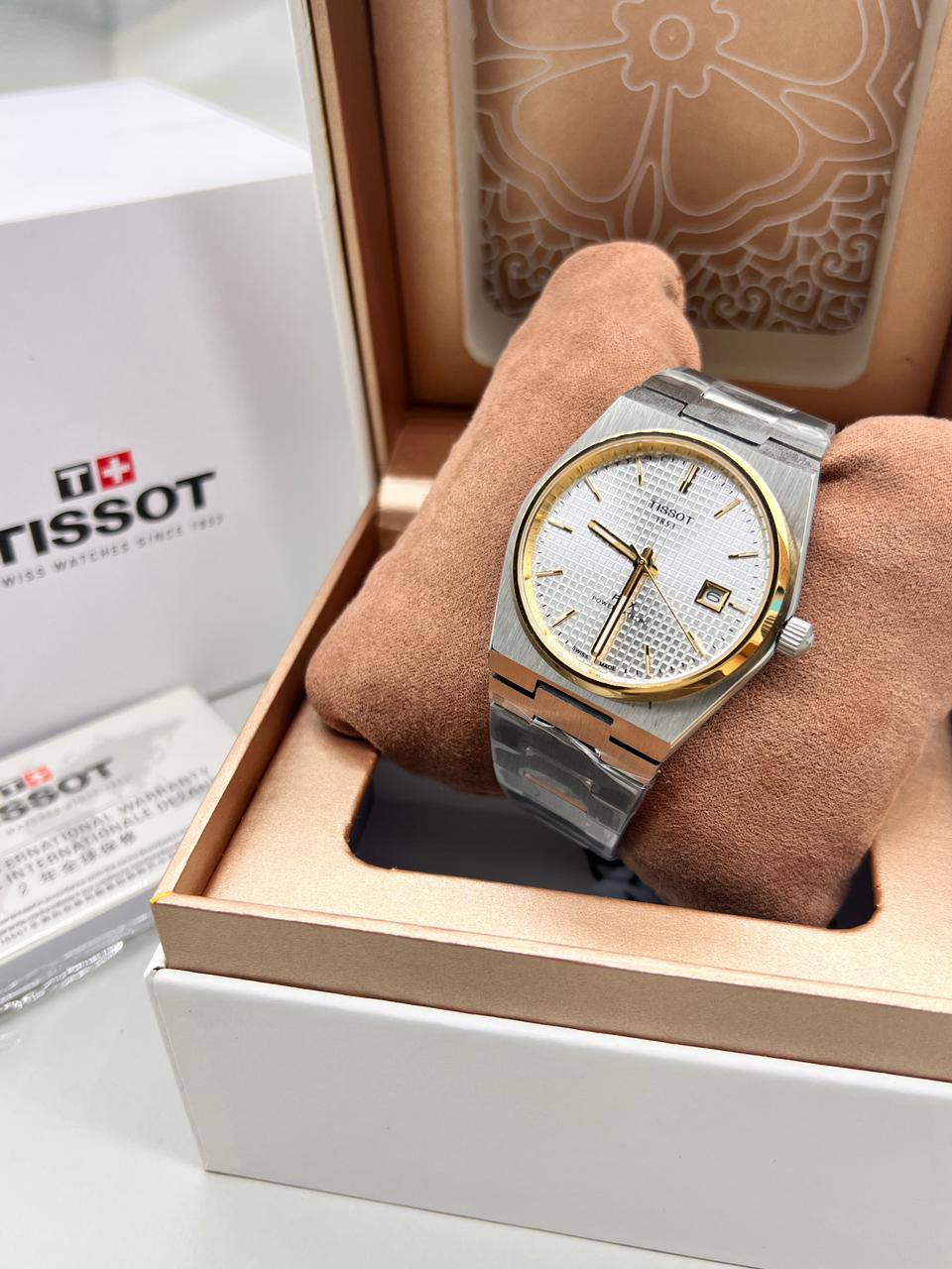 Tissot
Automatic  
master quality  
260 dhs🌺

Zain85
♥️♥️♥️