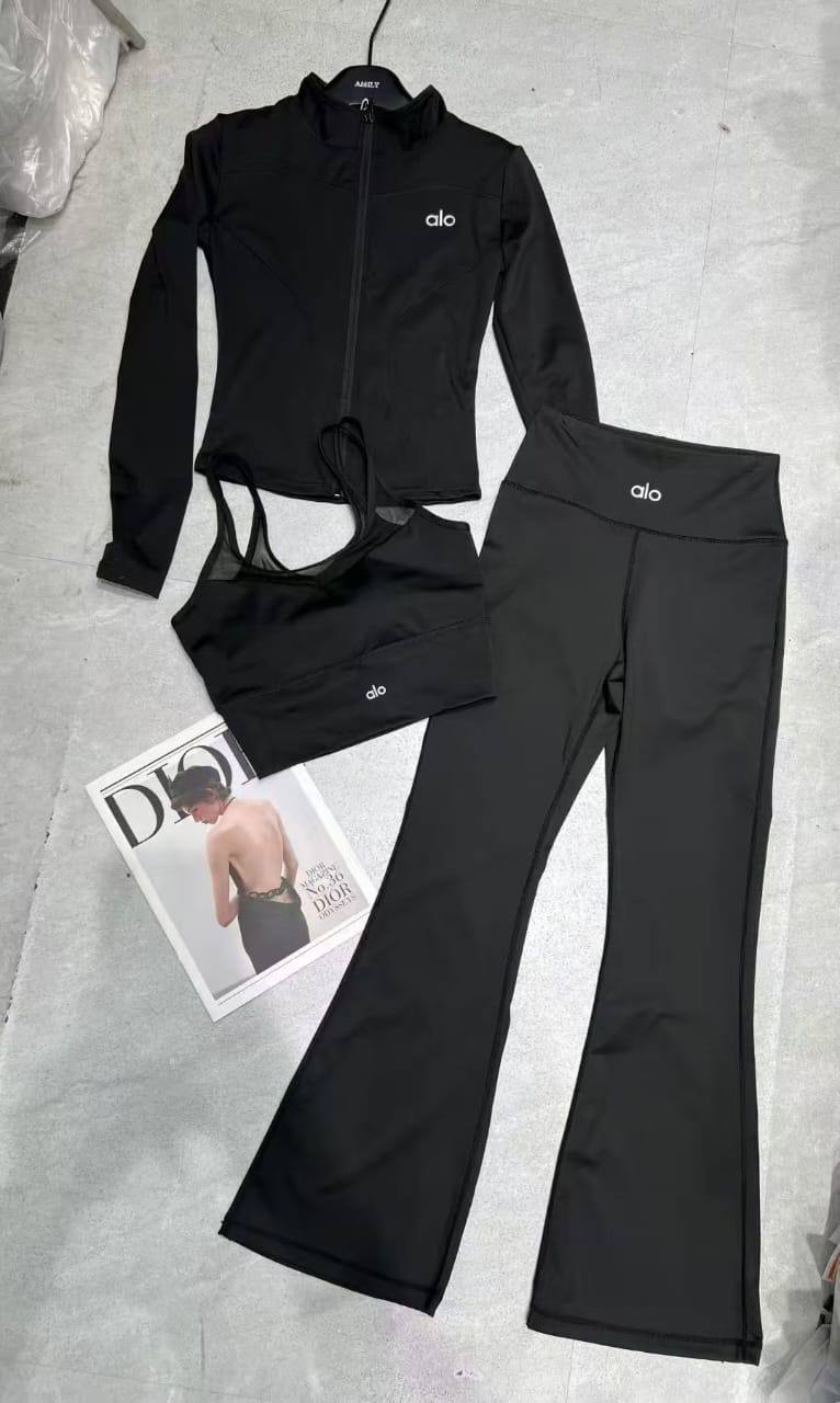 Alo set 

Xl & 2XL size have 

125 dhs

Zain140
♥️♥️♥️