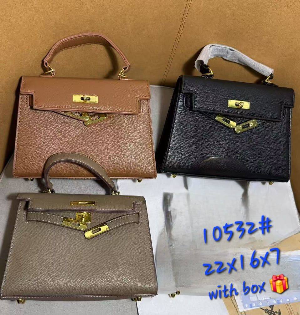 Any Bag
70 dhs✅

Zain232
♥️♥️♥️