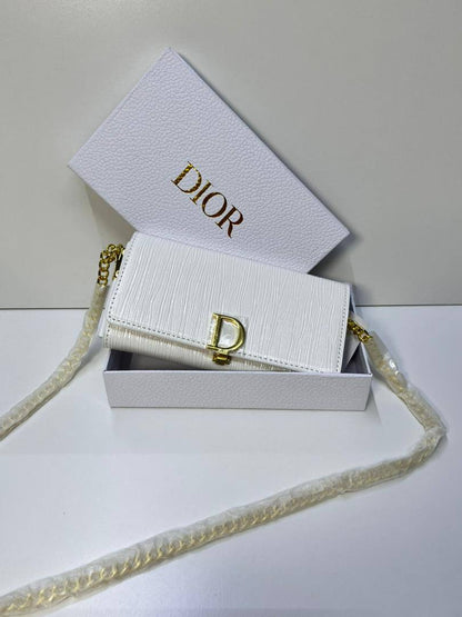 Dior
95 dhs🇦🇪
with box
🎁🎁🎁

size 19×4×10cm

Zain42
♥️♥️♥️