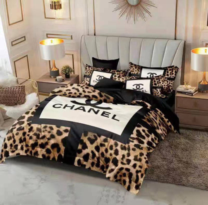 🆕🆕🆕
Master 
Bedsheets set4 pcs 
Queen size 
1 cover 
1 bedsheets 
2 pillows cover 
4 pcs set
90 dhs🇦🇪🇦🇪

Zain99
♥️♥️♥️