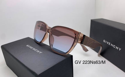 Givenchy
70 dhs🇦🇪🇦🇪

Zain126
♥️♥️♥️