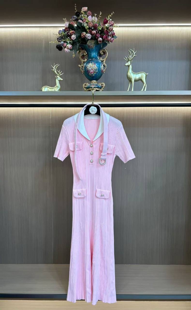 *New collections*                                                
SELF PORTRIT
*Super Master quality*
*Sizes: S M L XL* 
510 dhs✅

Zain308
♥️♥️♥️