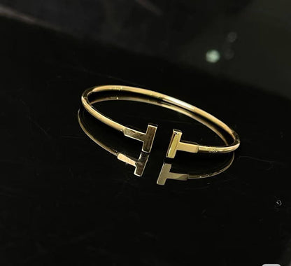 TIFFANY
Bangles 
Master💕
45 dhs🪙🖤

Zain263
♥️♥️♥️