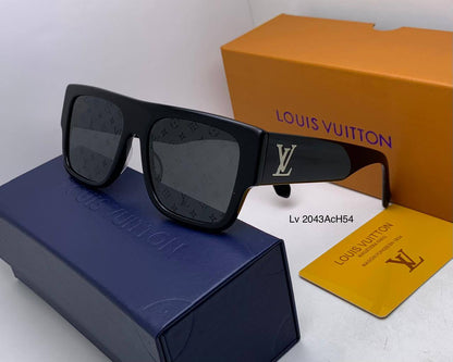 LV 
Master 
180 dhs❣️

Zain126
♥️♥️♥️