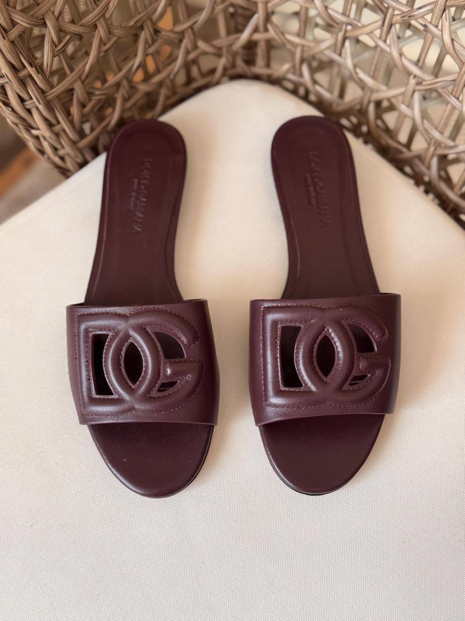 🩶 D&G 🩶
✨ New Collection
👠 36–41
💎 Premium Quality
🔥 Super Master
400 dhs💓

Zain198
♥️♥️♥️