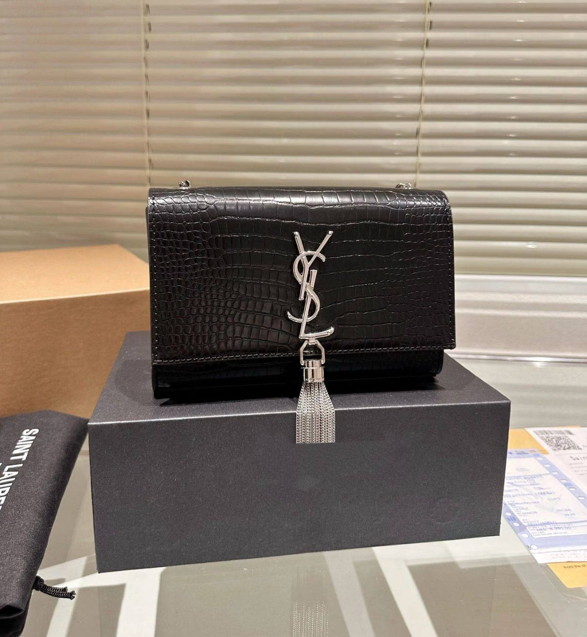 YSL 

NEW CAME
 GOOD QUALITY 

WITH BOX
100 dhs🇦🇪🇦🇪

Zain295
Zain39
♥️♥️♥️