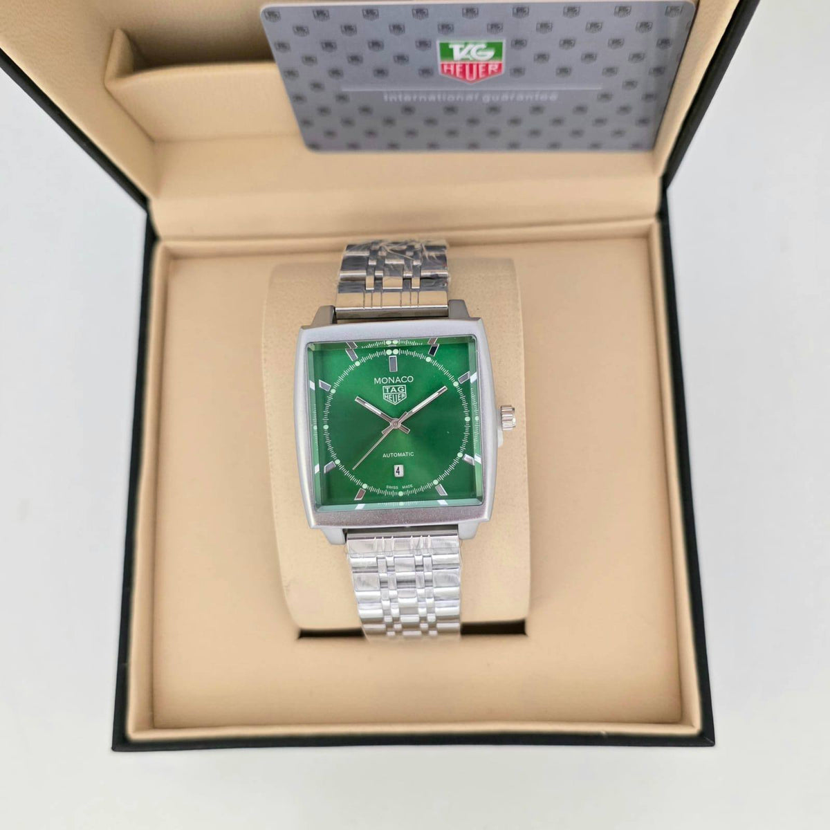 Tagheuer for men 

60 dhs🇦🇪🇦🇪

Zain29
♥️♥️♥️