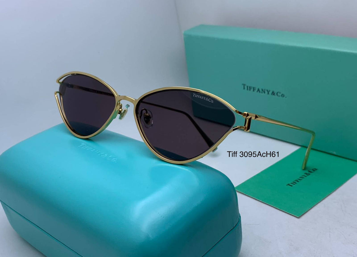 Ladies sunglasses 

super master quality 
200 dhs🇦🇪🇦🇪

Zain126
♥️♥️♥️