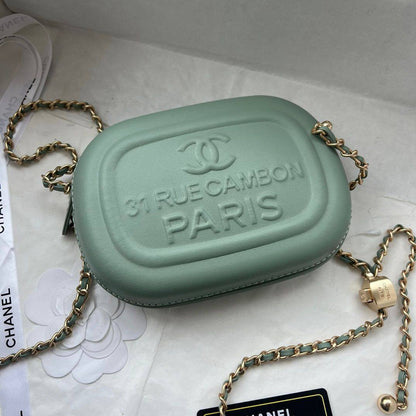 CHANEL 

COPY ONE 

WITH BOX 
🎁🎁🎁

140 dhs✅

Zain295
♥️♥️♥️