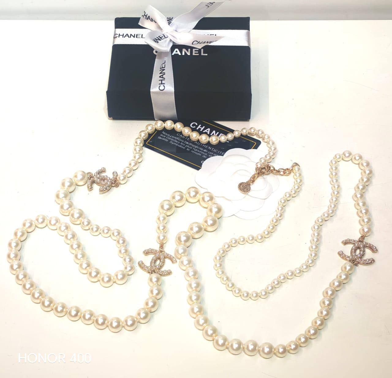 Chanel
150 dhs💓

Zain122
♥️♥️♥️