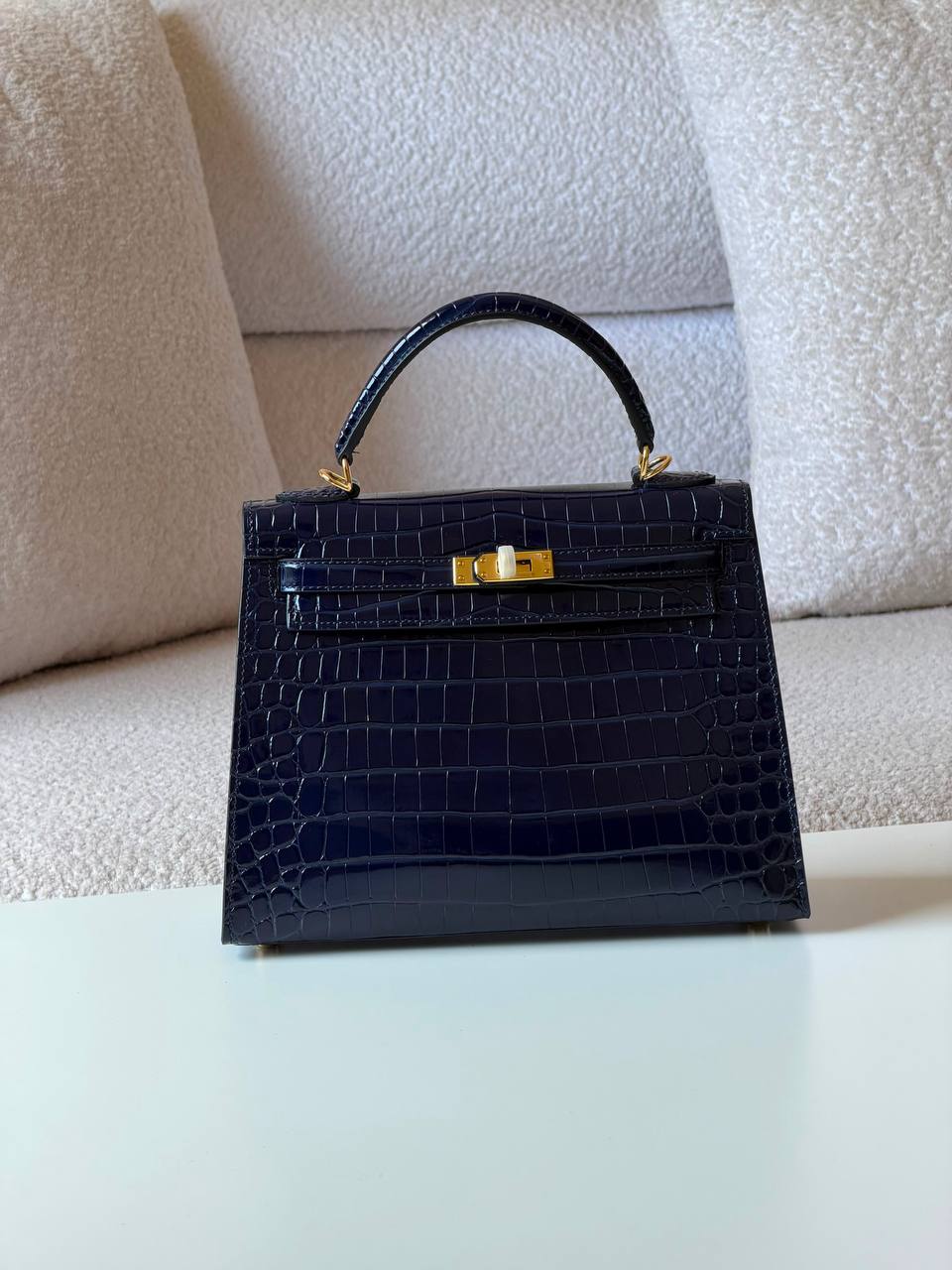 Hermes
kelly croc 25cm💥Master quality ✅with box📦
650 dhs✅

Zain52
♥️♥️♥️