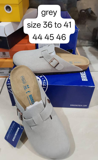Birkenstock
110 dhs💛

Zain146
♥️♥️♥️