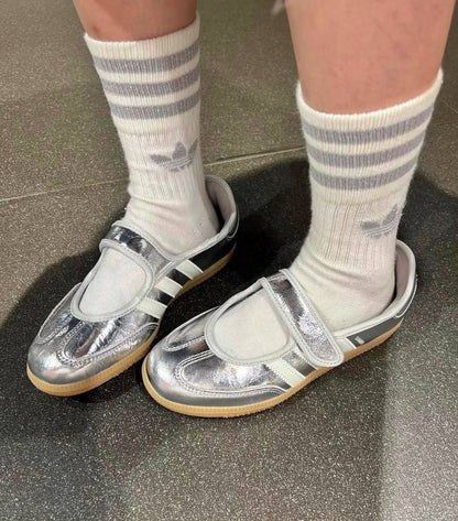 adidas Samba Jane
Silver Metallic Off White ，
Size 36-41 ，
200 dhs🇦🇪🇦🇪

Zain18
♥️♥️♥️