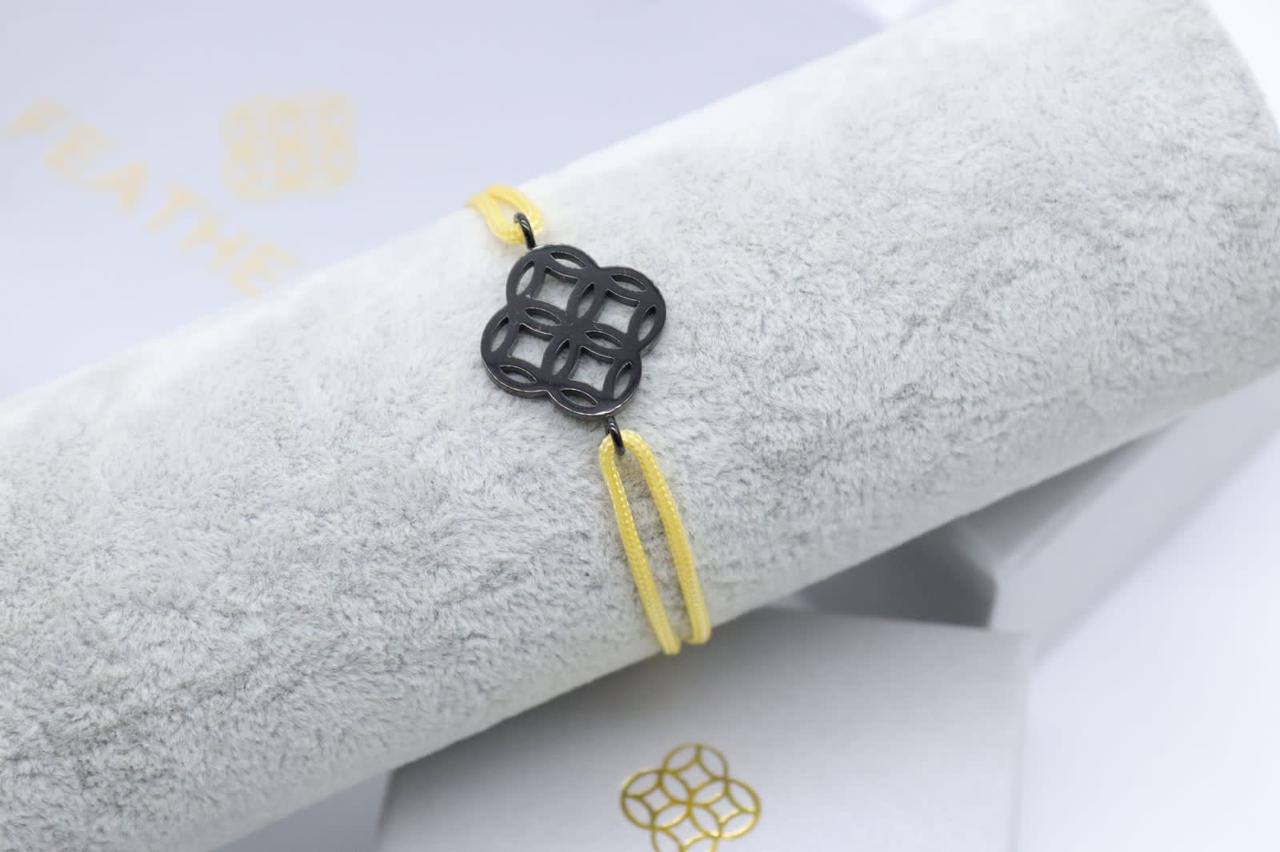 Bracelet 
55 dhs💓
+Box and paper bag🎁

Zain33
♥️♥️♥️