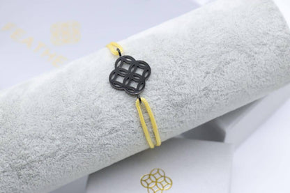 Bracelet 
55 dhs💓
+Box and paper bag🎁

Zain33
♥️♥️♥️