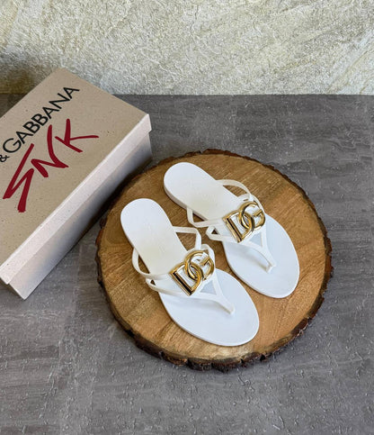 D&G
SuperMaster Quality 💯
450 dhs✅
Size: 36-41💥

Zain171
♥️♥️♥️