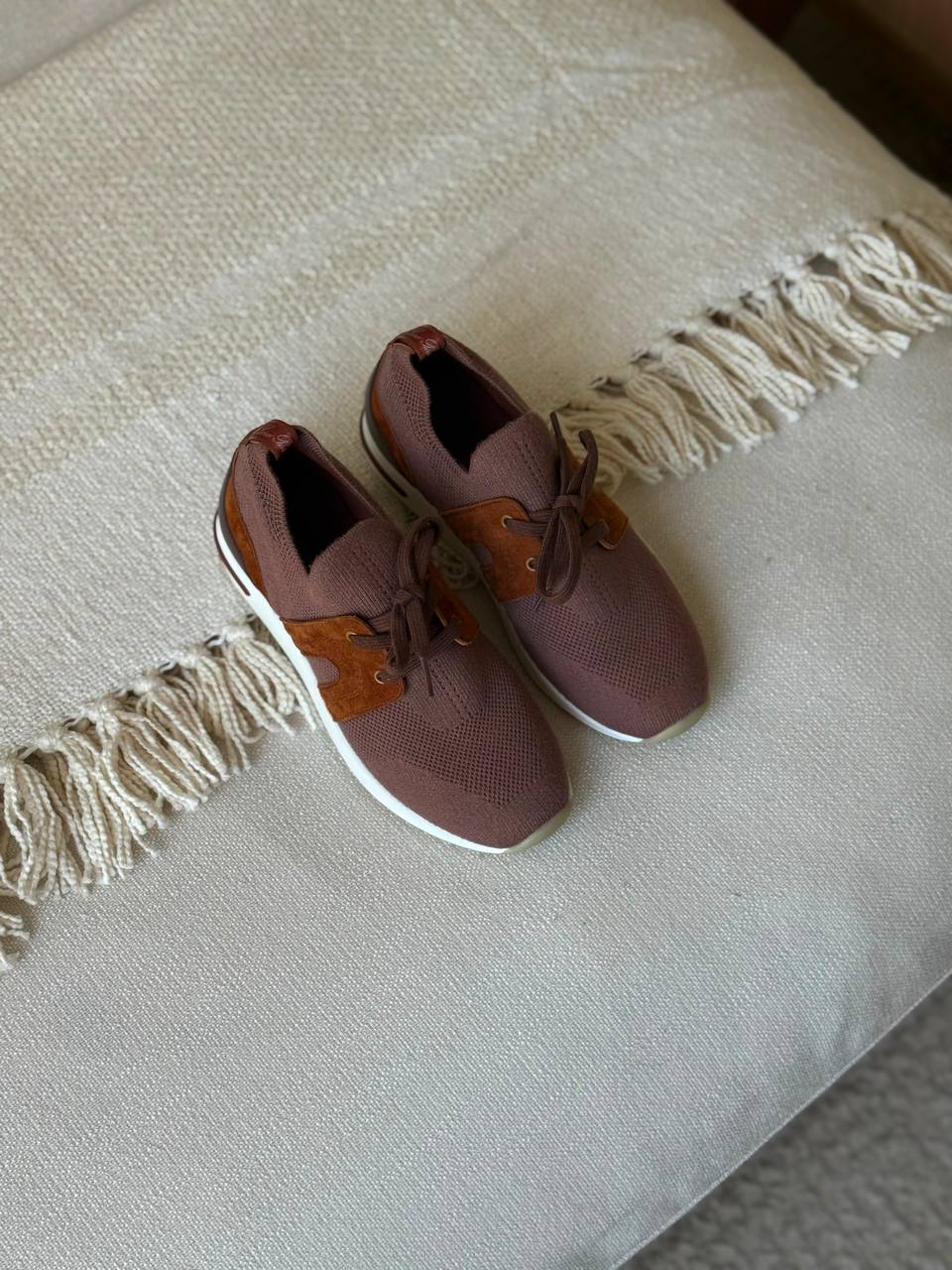 Loro Piana
Super Master
Size 36 to 41
450 dhs💛

Zain288
♥️♥️♥️