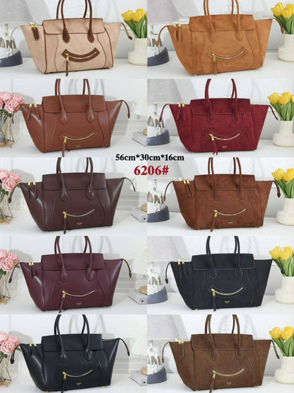 CELINE 

NEW CAME HIGH QUALITY 

WITH BOX 
🎁🎁🎁

125 dhs🇦🇪


Zain39
♥️♥️♥️