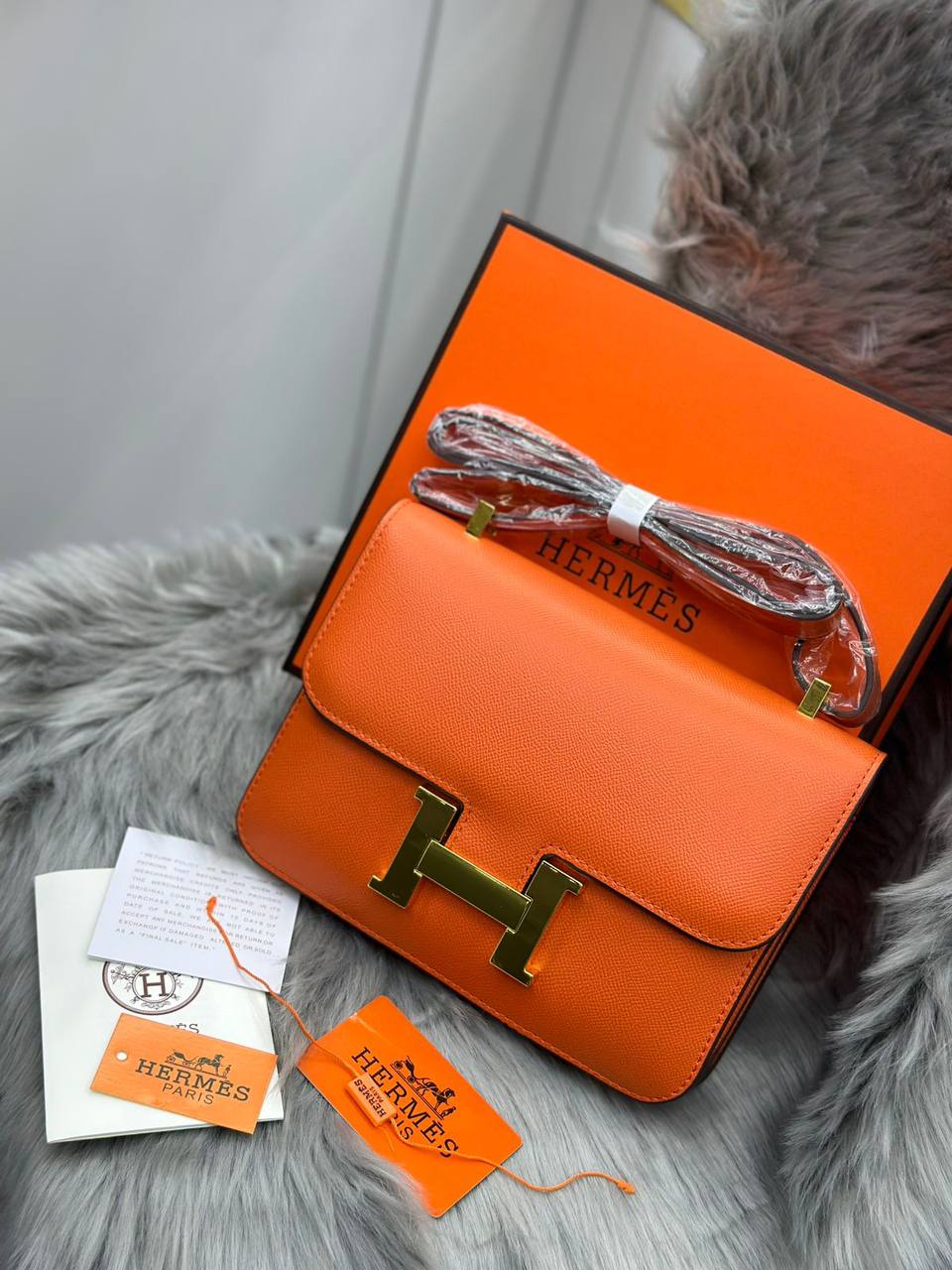 HERMES
SIZE………. 23CM🌷
95 dhs🪙🌨️
With BOX✅

Zain244
♥️♥️♥️