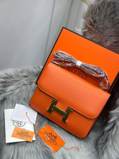 HERMES
SIZE………. 23CM🌷
95 dhs🪙🌨️
With BOX✅

Zain244
♥️♥️♥️
