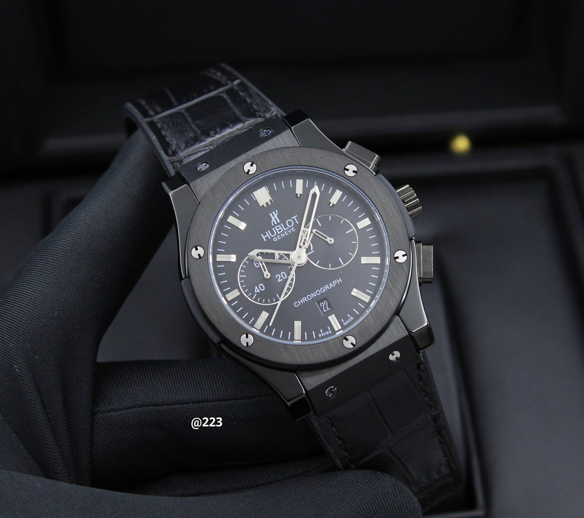 HUBLOT
MEN STOPWATCH 

41MM
205 dhs🇦🇪🇦🇪

Zain58
♥️♥️♥️