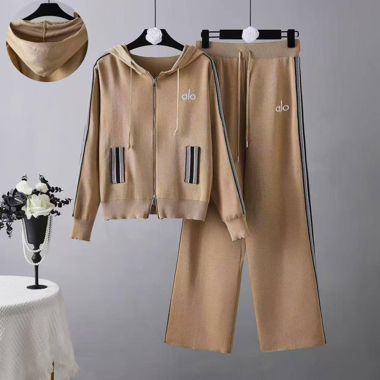 Now available 
Free size 
110 dhs🪙🌨️

Zain138
♥️♥️♥️