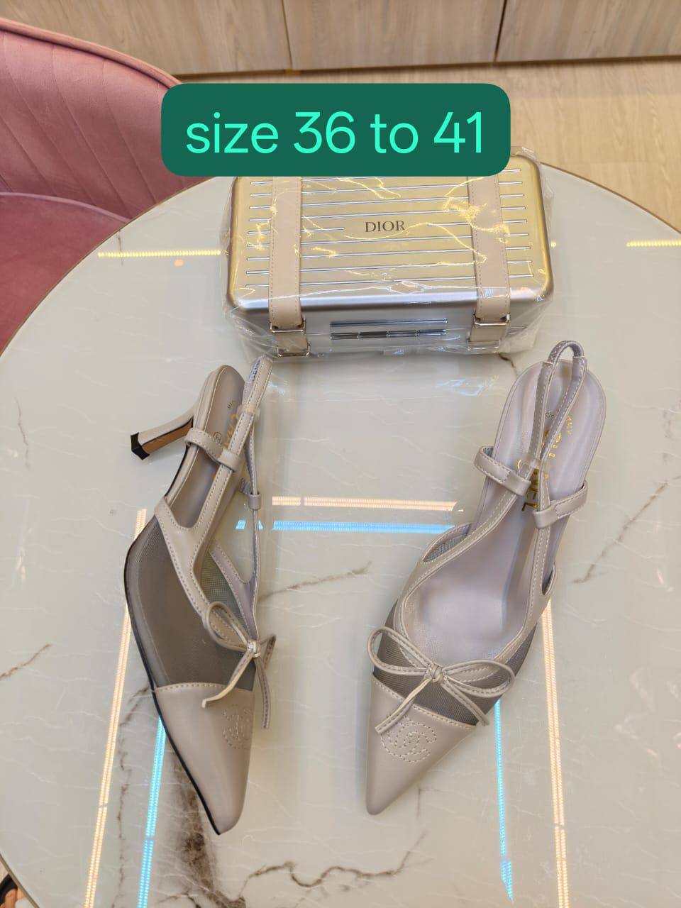 Chanel
size 36 to 41
120 dhs✅

Zain103
♥️♥️♥️