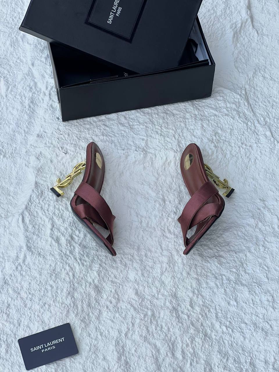 YSL
( 9𝗖𝗠 )
𝐇𝐢𝐠𝐡 𝐪𝐮𝐚𝐥𝐢𝐭𝐲💯 
𝐒𝐢𝐳𝐞 𝟑𝟔-𝟑𝟕-𝟑𝟖-𝟑𝟗-𝟒𝟎-𝟒𝟏 
120 dhs✅

Zain86
♥️♥️♥️