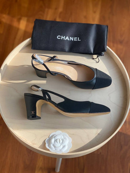 CHANEL
Master quality 
Size: 36 to 41
450 dhs🇦🇪🇦🇪

Zain318
♥️♥️♥️