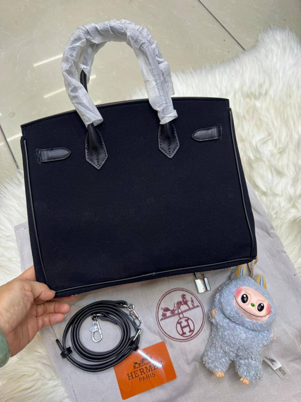 💎Hermes Birkin Suede 

1⃣️ First quality 

Size : 30 * 22  cm
120 dhs✅

Zain115
♥️♥️♥️