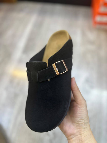 Uggs
Slippers 

High quality 

size 40-46 
100 dhs🇦🇪🇦🇪

Zain132
♥️♥️♥️