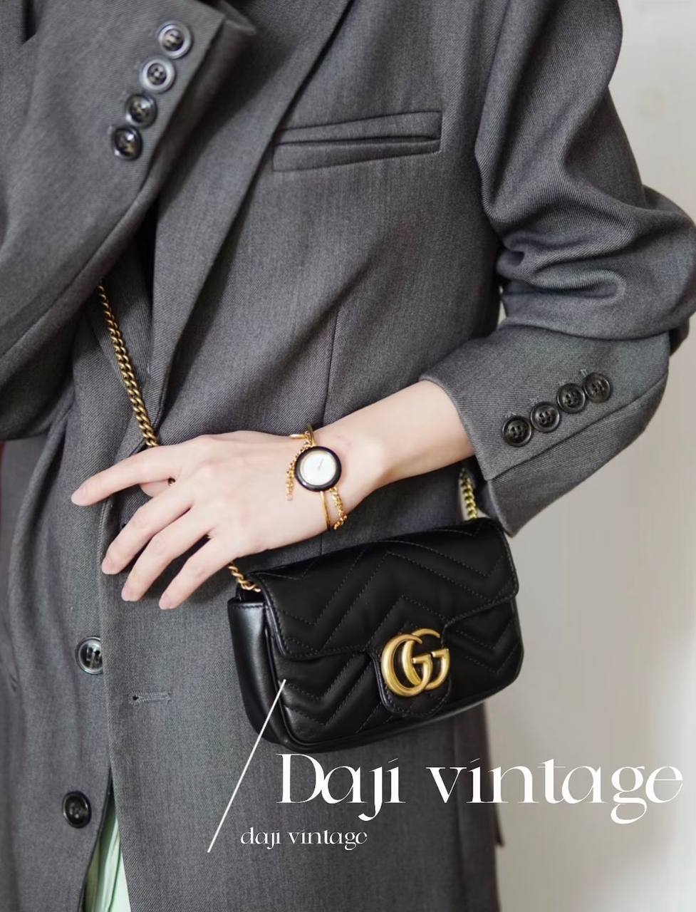 GUCCI MARMONT 
MINI SIZE 
 GOOD QUALITY 

WITH BOX🎁🎁🎁
90 dhs✅

Zain39
♥️♥️♥️