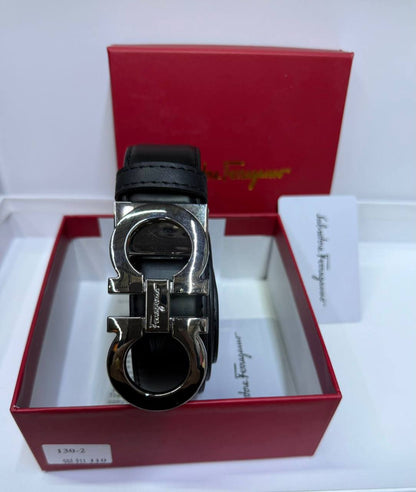 Belt

With box 
🎁🎁🎁

40 dhs🪙💕

Zain93
♥️♥️♥️