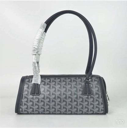 Goyard

95 dhs🇦🇪🇦🇪

28 cm
No box

Zain219
♥️♥️♥️