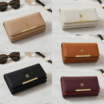 𝗟𝗢𝗡𝗚 𝗧𝗥𝗜-𝗙𝗢𝗟𝗗 𝗪𝗔𝗟𝗟𝗘𝗧
ᴡɪᴛʜ BOX

40 dhs💓

Zain31
♥️♥️♥️