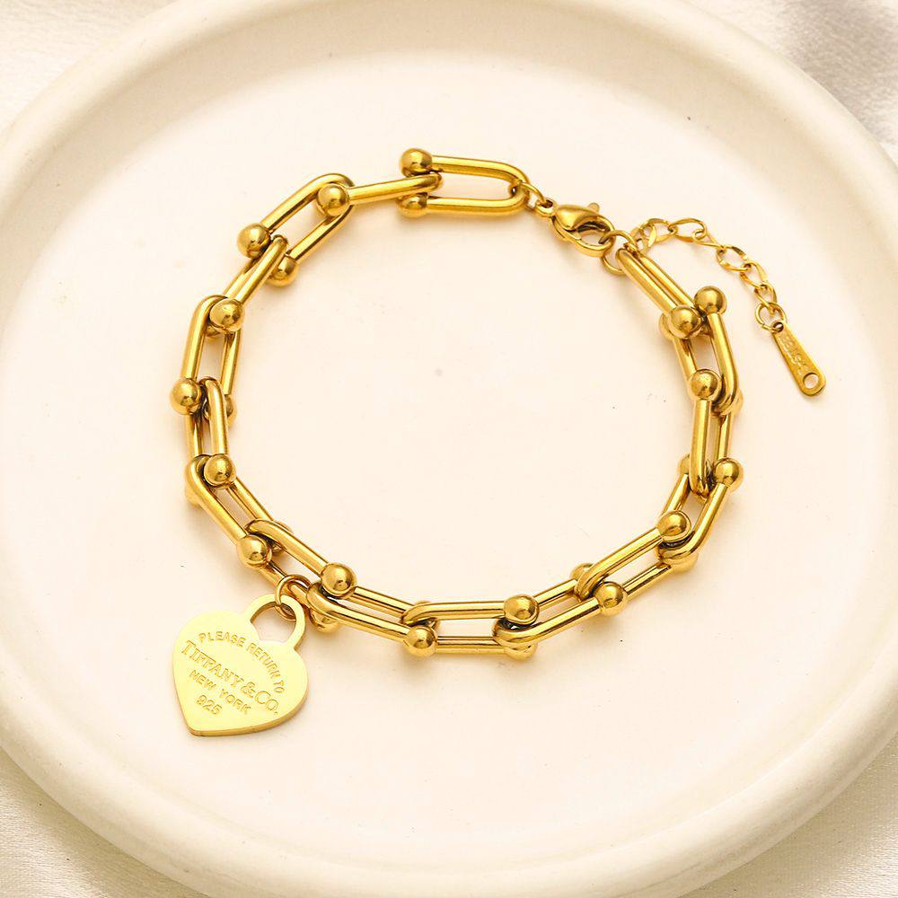 Special Price 👍👍👍
Tiffany Hot moving bracelet stainless steel non tarnish 
30 dhs🪙💚 / pc without box 
40 dhs🪙💚 / pc with tiffany box and paperbag

Zain243
♥️♥️♥️