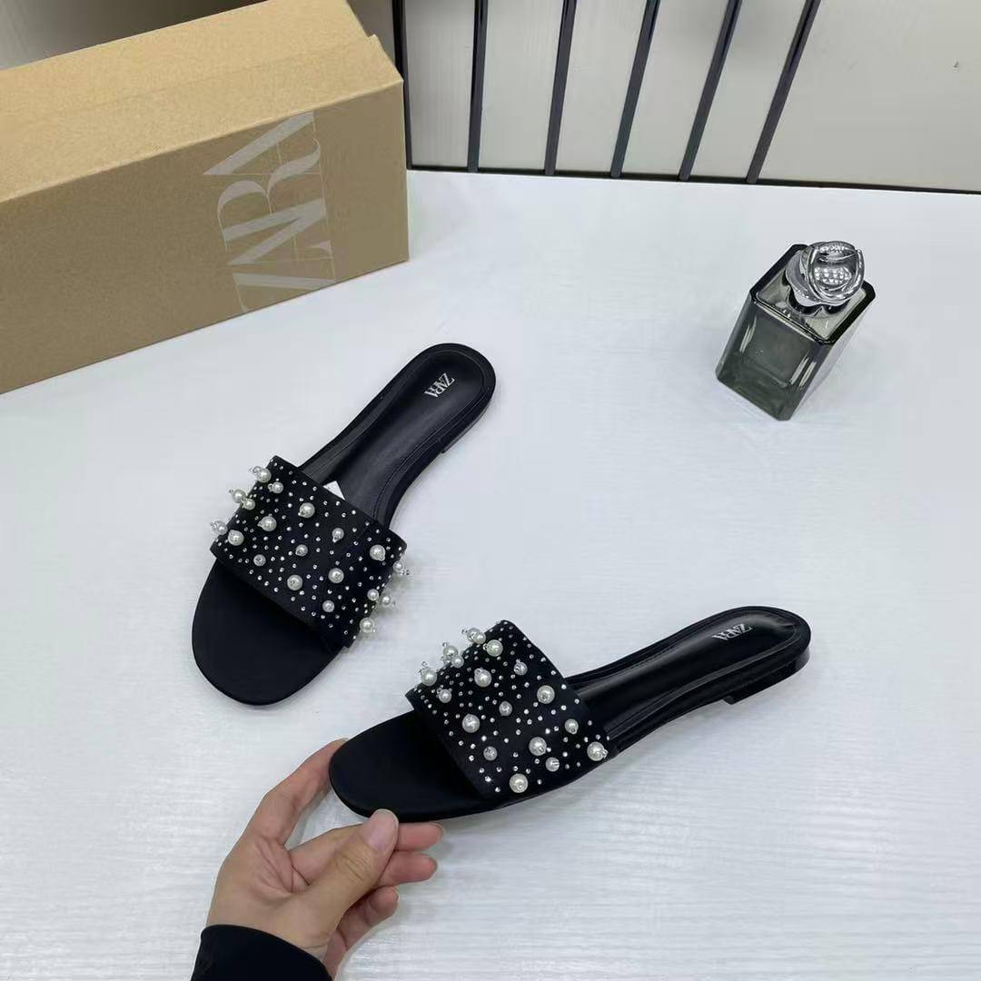 ZARA

36-41

85 dhs❣️

WITHBOX
🎁🎁🎁

Zain40
♥️♥️♥️