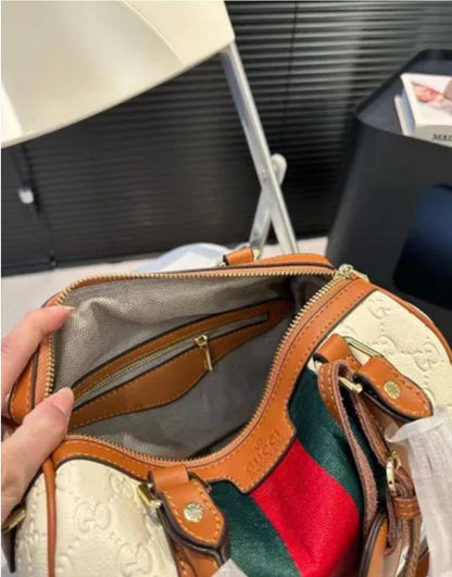 Gucci
105 dhs🪙🌨️ 
high quality  
33Cm

Zain26
♥️♥️♥️
