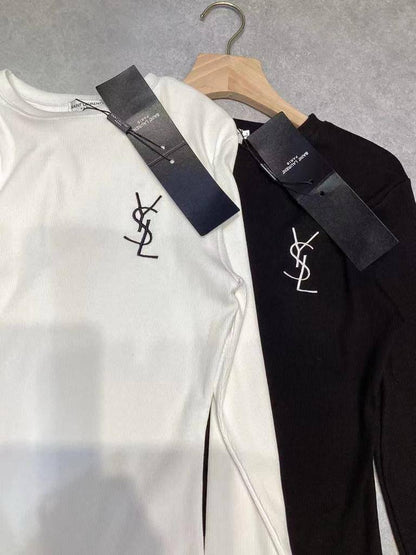 offer offer ⛔️💓
90 dhs🇦🇪🇦🇪 Limited Stock
*good  quality  
*Sizes:S M L  xl* 
*AVAILABLE NOW*🥰🛍️🛍️

Zain231
♥️♥️♥️