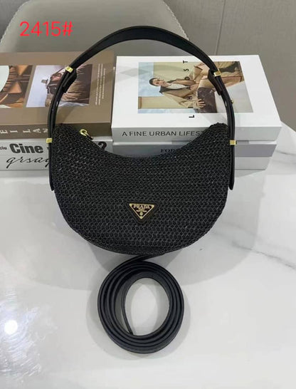 Prada 
Tory burch

90 dhs🇦🇪🇦🇪

  high quality

Zain26
♥️♥️♥️