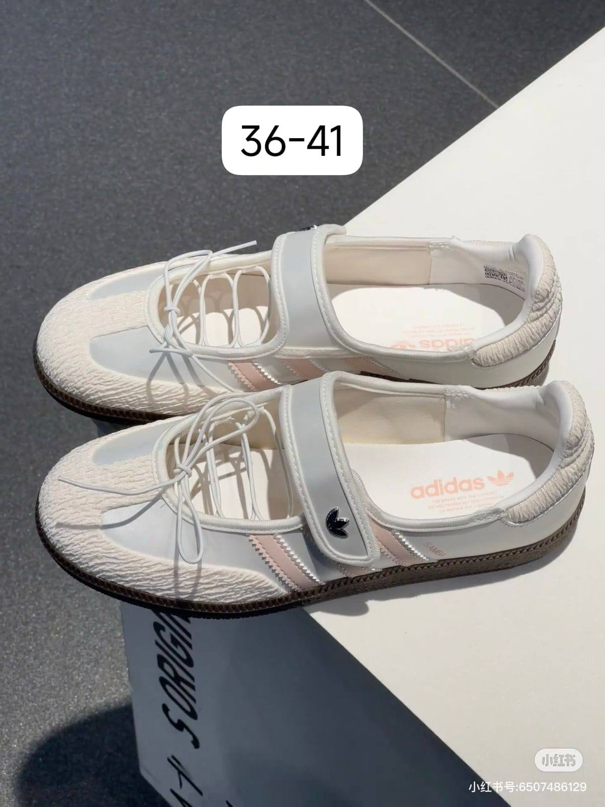 Adidas

All size have now 
Good quality 

120 dhs🇦🇪🇦🇪

Zain138
♥️♥️♥️