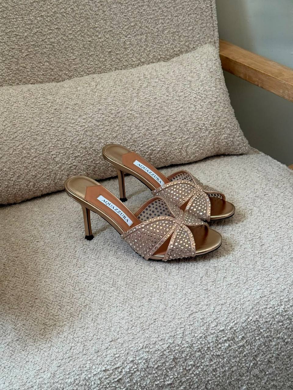 Aquazzura
Vip quality 
Size:36 to 41
450 dhs🇦🇪🇦🇪

Zain298
♥️♥️♥️