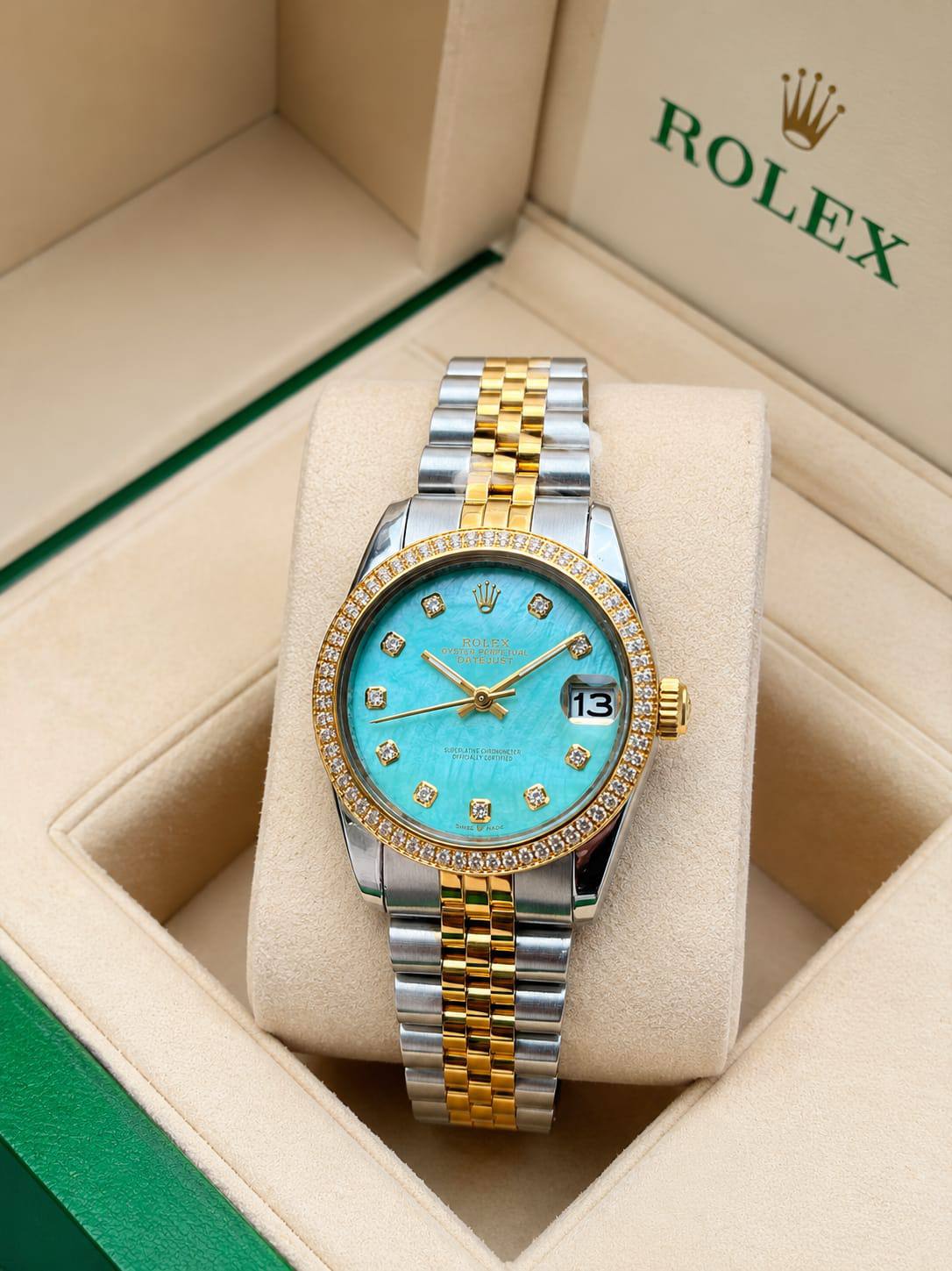 Rolex watch for ladies good quality
 230 dhs✅
 (size 31mm)

Zain59
♥️♥️♥️