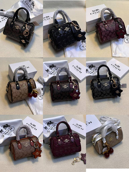 Coach

90 dhs✅

with box
🎁🎁🎁

size 20cm

Zain26
♥️♥️♥️